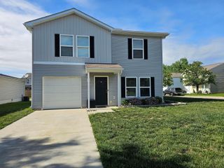 30 Waterman Avenue, Commercial Point, OH 43116