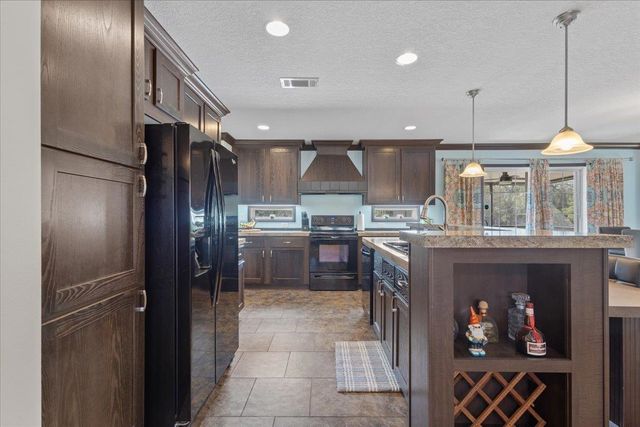 2775 Ocean Pond Drive, Perry, FL 32348