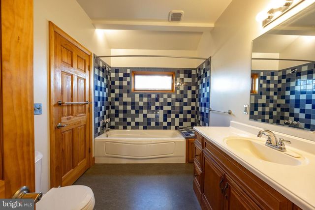 446 BROOMGRASS WAY, Gerrardstown, WV 25420