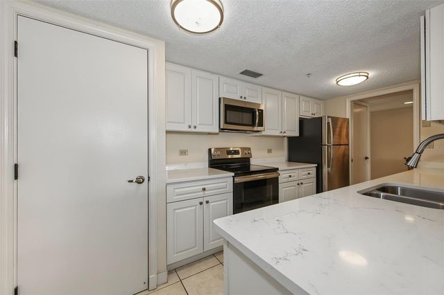 36750 US HIGHWAY 19 N 2769, Palm Harbor, FL 34684