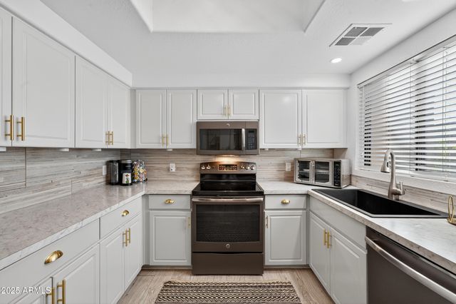 7575 E INDIAN BEND Road 1055, Scottsdale, AZ 85250