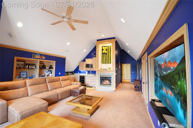 38048 Huron Pointe Drive, Harrison Charter Township, MI 48045