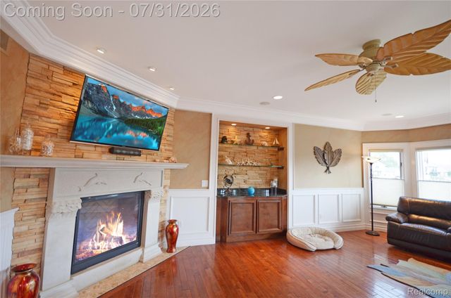 38048 Huron Pointe Drive, Harrison Charter Township, MI 48045