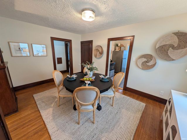 1310 Woodward Avenue, Elkhart, IN 46514