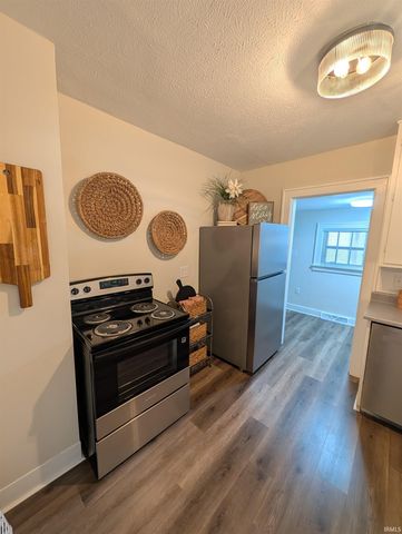 1310 Woodward Avenue, Elkhart, IN 46514