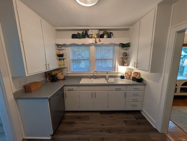 1310 Woodward Avenue, Elkhart, IN 46514