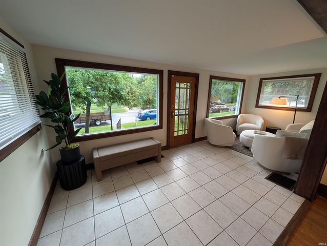 1310 Woodward Avenue, Elkhart, IN 46514