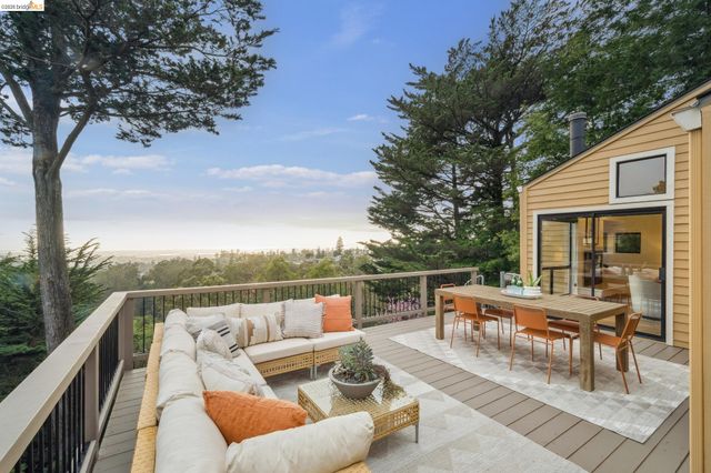 6051 Westover Dr, Oakland, CA 94611