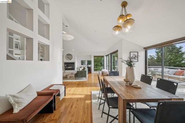 6051 Westover Dr, Oakland, CA 94611