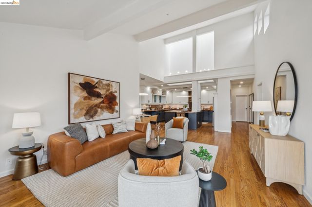 6051 Westover Dr, Oakland, CA 94611