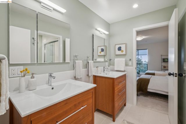 6051 Westover Dr, Oakland, CA 94611