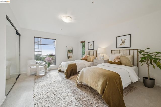 6051 Westover Dr, Oakland, CA 94611