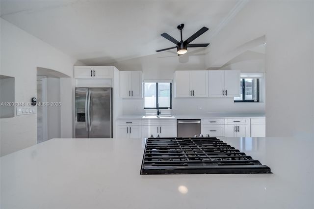 1704 SW 5th Ct, Fort Lauderdale, FL 33312