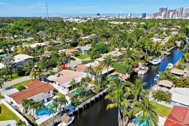 1704 SW 5th Ct, Fort Lauderdale, FL 33312