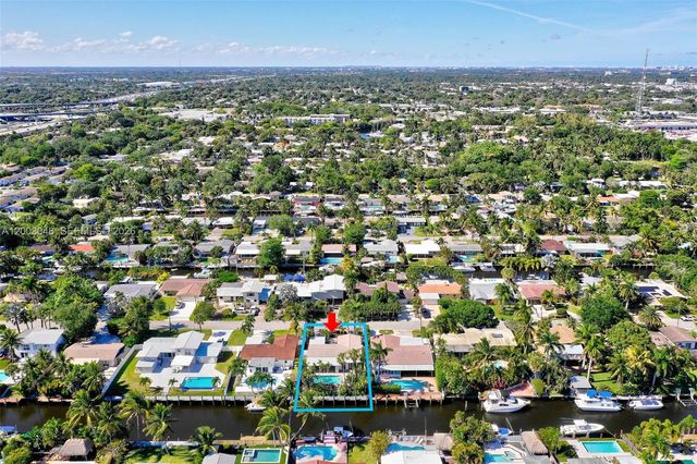 1704 SW 5th Ct, Fort Lauderdale, FL 33312