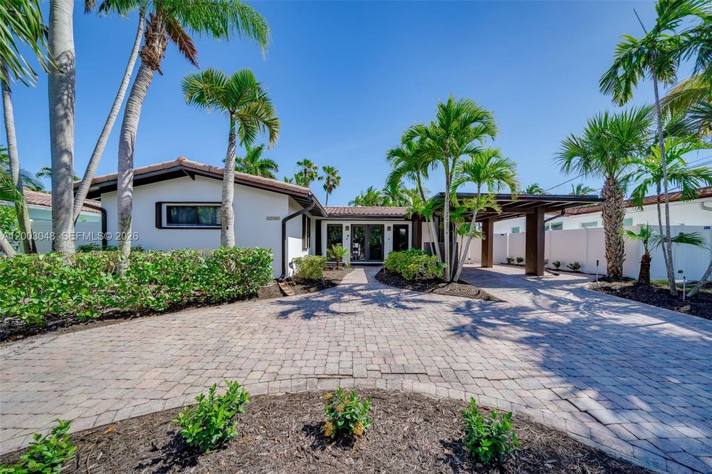 1704 SW 5th Ct, Fort Lauderdale, FL 33312