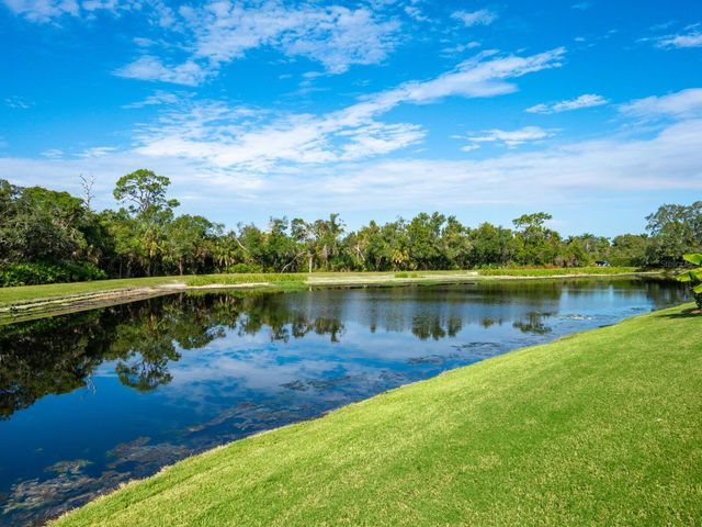 6524 COPPER RIDGE TRAIL, University Park, FL 34201