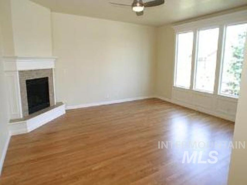 3950 Quenzer, Meridian, ID 83646 photo 4