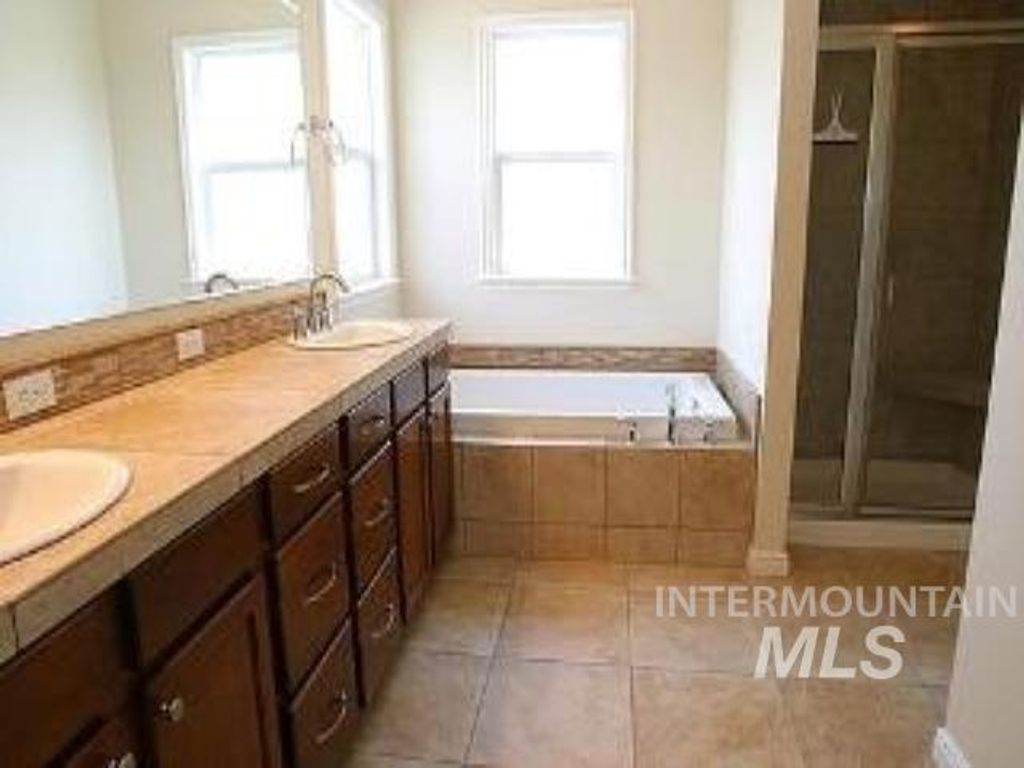 3950 Quenzer, Meridian, ID 83646 photo 6