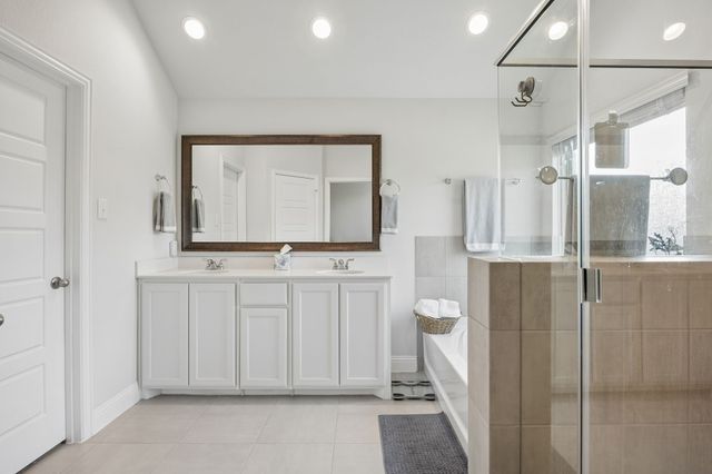 1009 Moss Grove Trail, Justin, TX 76247