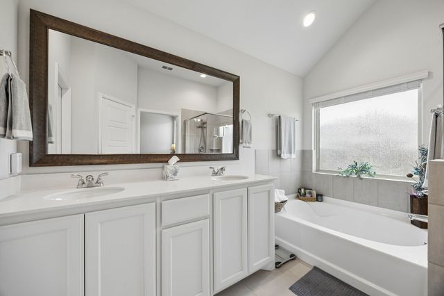 1009 Moss Grove Trail, Justin, TX 76247