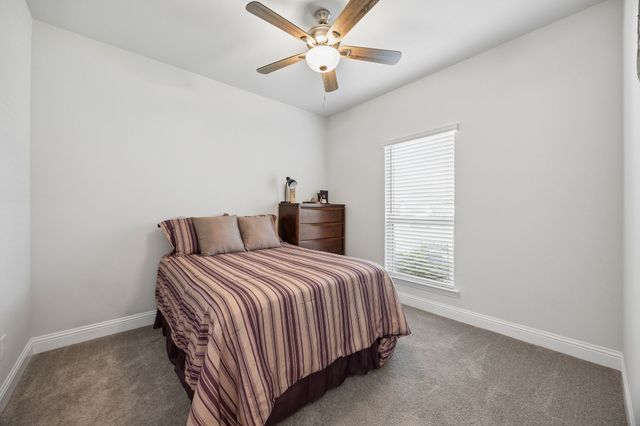 1009 Moss Grove Trail, Justin, TX 76247