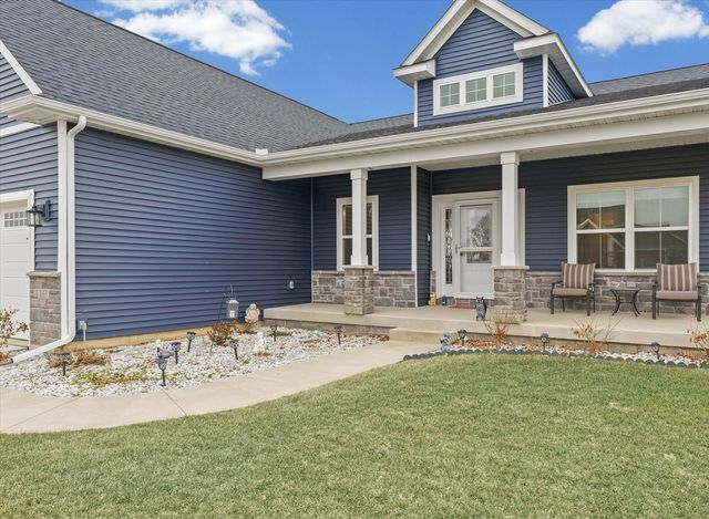 1105 Glen Abbey Drive, Champaign, IL 61822