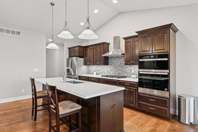 1105 Glen Abbey Drive, Champaign, IL 61822