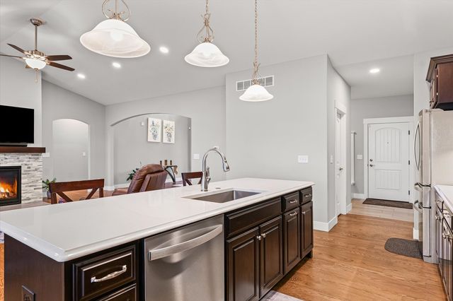 1105 Glen Abbey Drive, Champaign, IL 61822