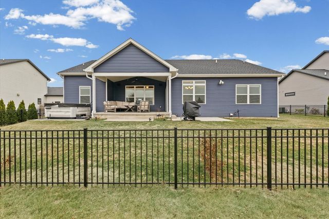 1105 Glen Abbey Drive, Champaign, IL 61822