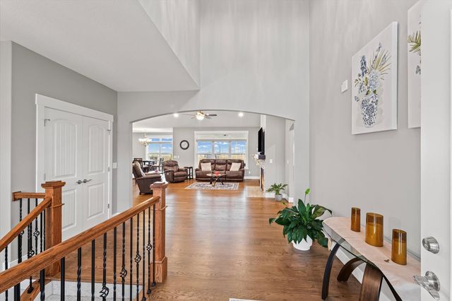 1105 Glen Abbey Drive, Champaign, IL 61822