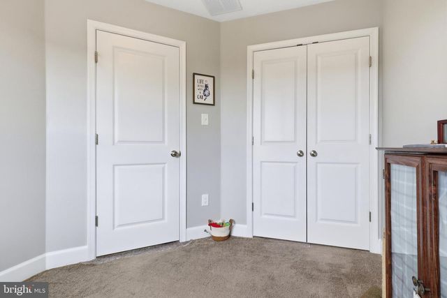 207 KATELYN DR, New Oxford, PA 17350