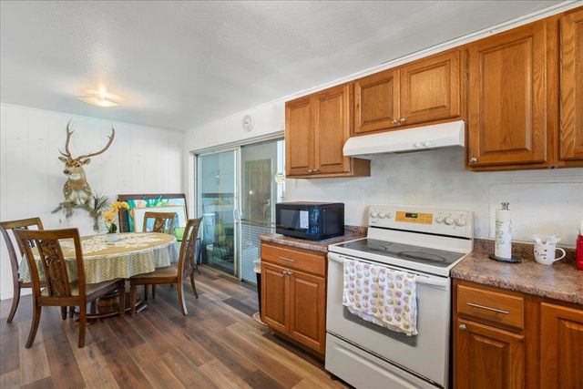 2226 Lilikoi Rd, Haiku, HI 96708