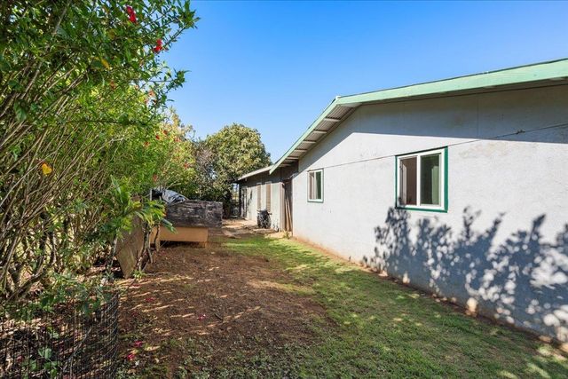 2226 Lilikoi Rd, Haiku, HI 96708