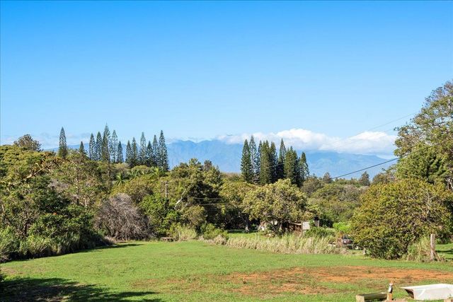 2226 Lilikoi Rd, Haiku, HI 96708