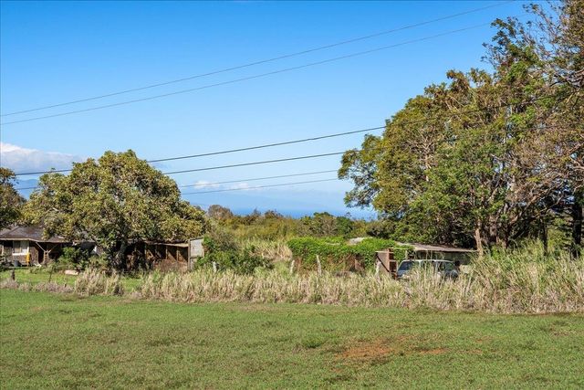 2226 Lilikoi Rd, Haiku, HI 96708