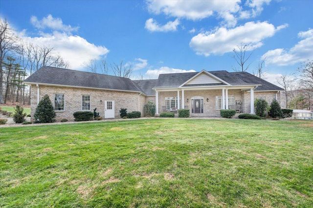 7770 Bending Oak DR, Catawba, VA 24070