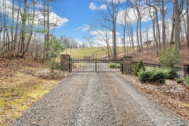 7770 Bending Oak DR, Catawba, VA 24070