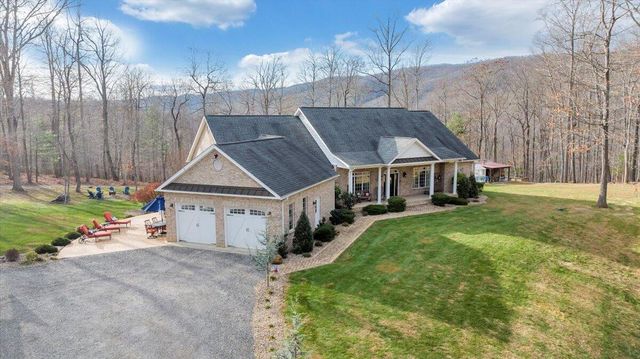 7770 Bending Oak DR, Catawba, VA 24070