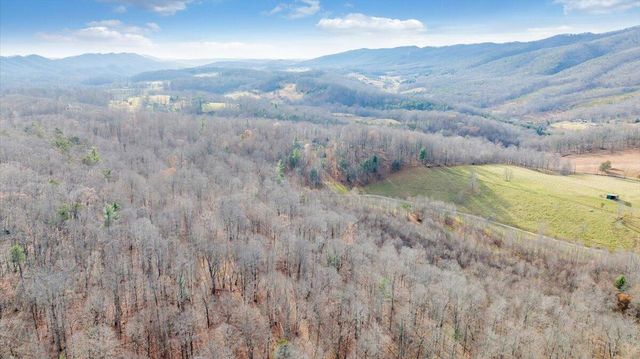 7770 Bending Oak DR, Catawba, VA 24070