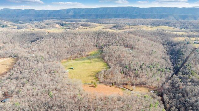 7770 Bending Oak DR, Catawba, VA 24070