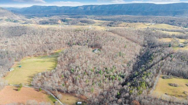 7770 Bending Oak DR, Catawba, VA 24070