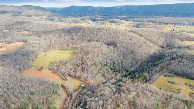 7770 Bending Oak DR, Catawba, VA 24070