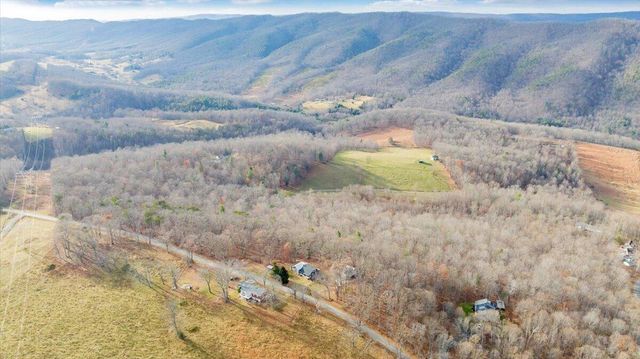 7770 Bending Oak DR, Catawba, VA 24070