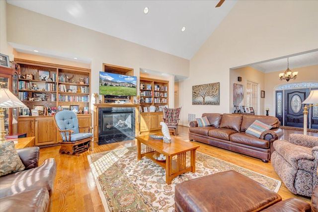 7770 Bending Oak DR, Catawba, VA 24070