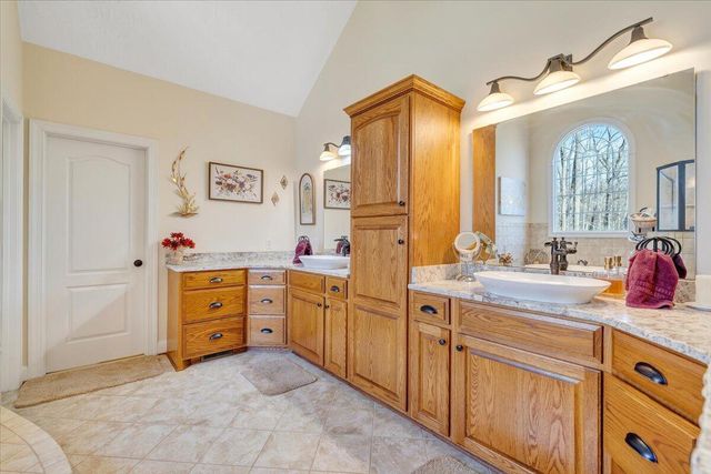 7770 Bending Oak DR, Catawba, VA 24070