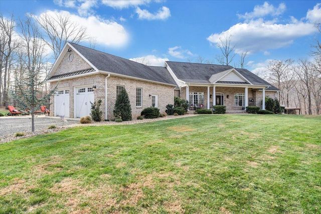 7770 Bending Oak DR, Catawba, VA 24070