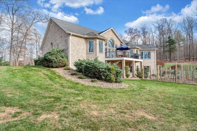 7770 Bending Oak DR, Catawba, VA 24070