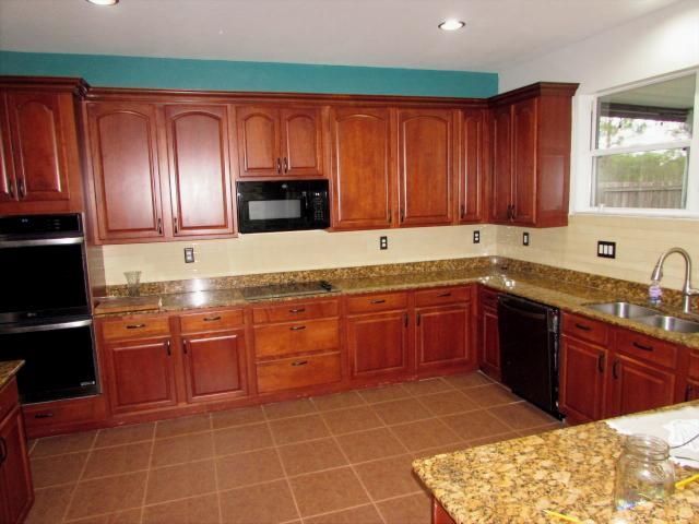 5800 NW Allyse Drive, Port St. Lucie, FL 34986
