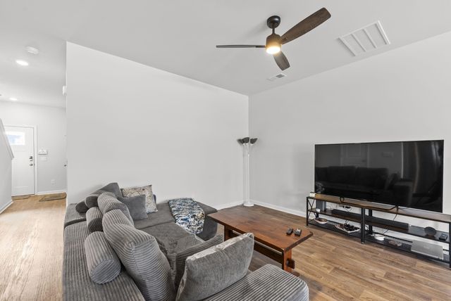 129 Yarrow Way, Moncks Corner, SC 29461